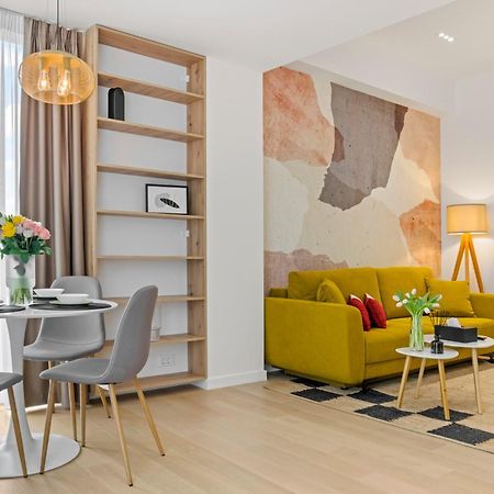 One Verdi Luxury Apartments ブカレスト エクステリア 写真