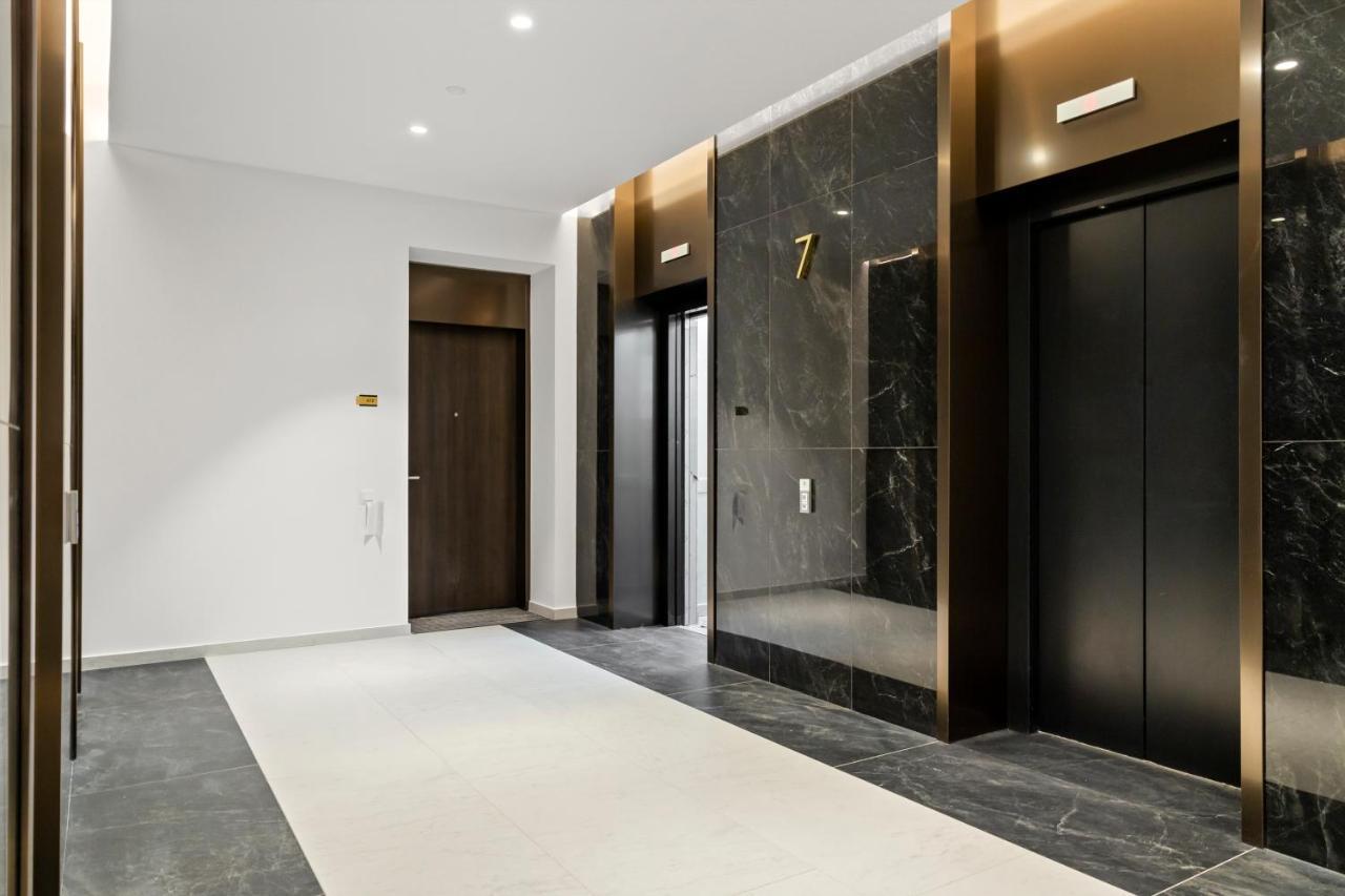 One Verdi Luxury Apartments ブカレスト エクステリア 写真