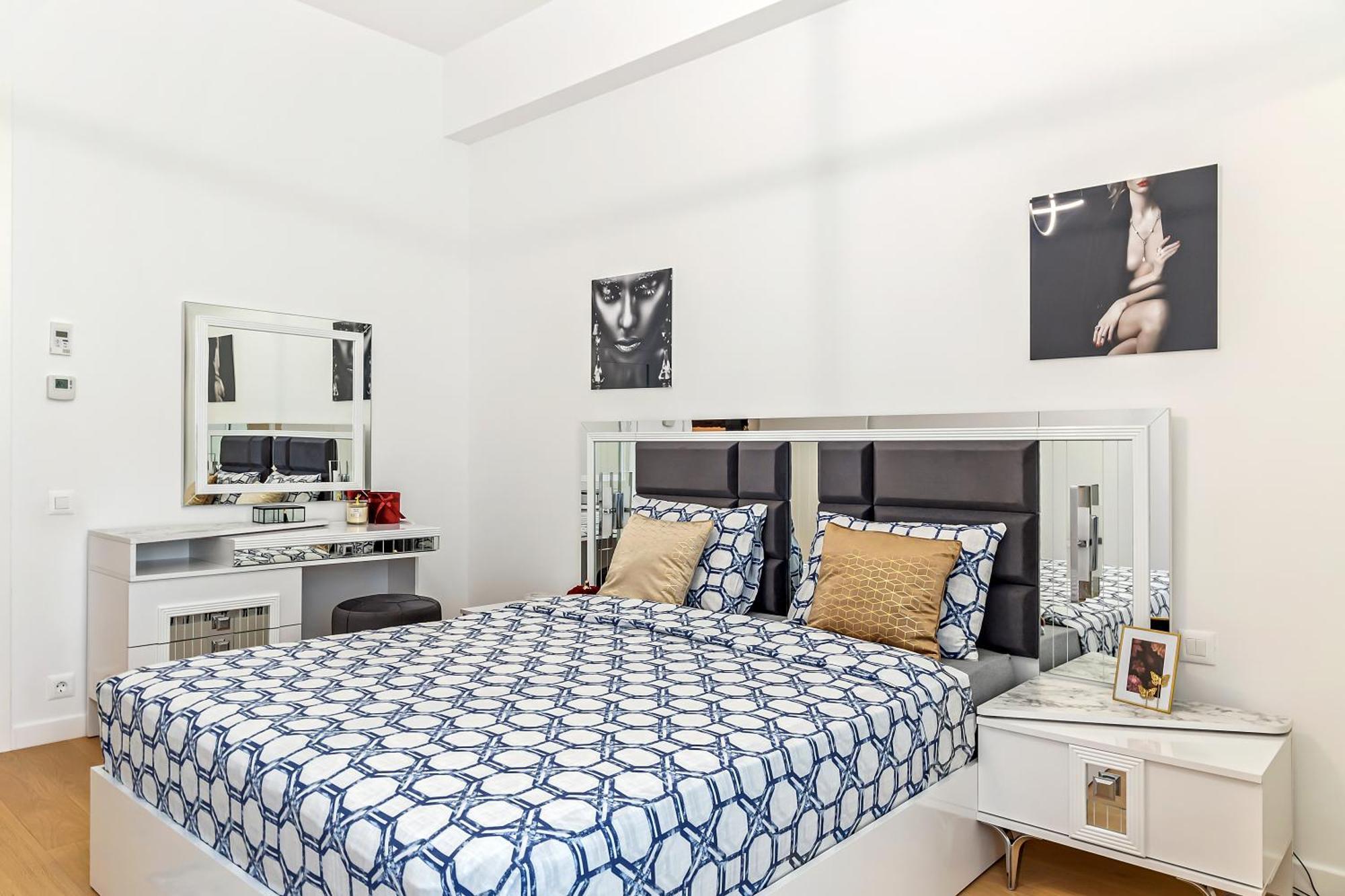 One Verdi Luxury Apartments ブカレスト エクステリア 写真
