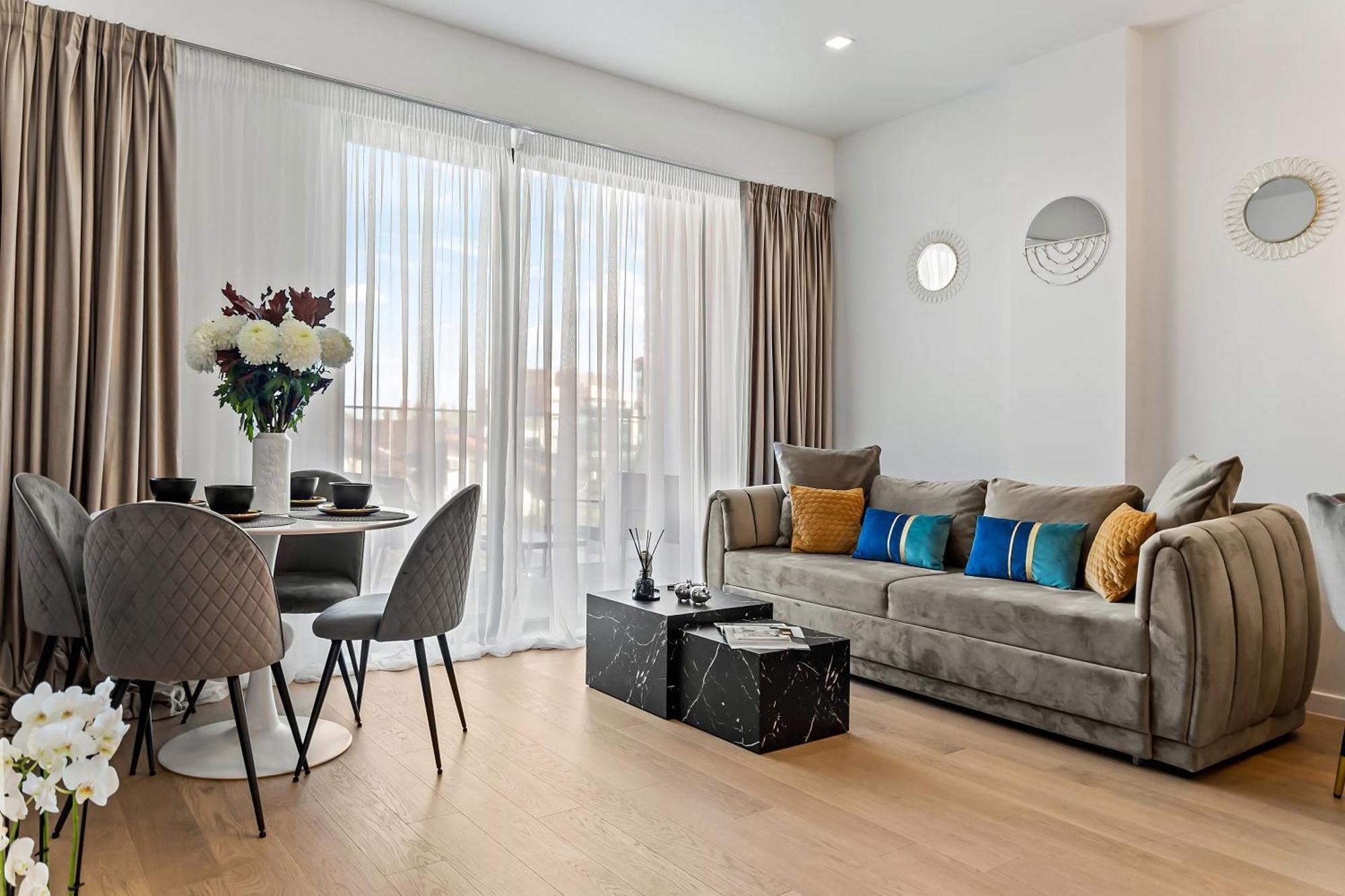 One Verdi Luxury Apartments ブカレスト エクステリア 写真